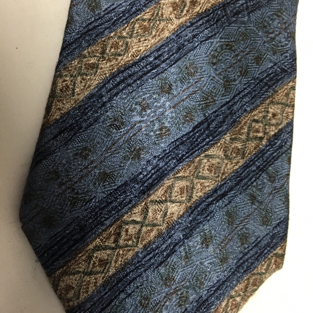 Tie